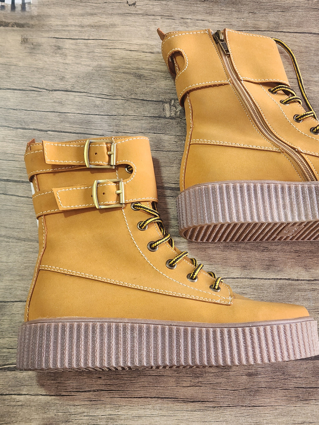 Sportivo Boots