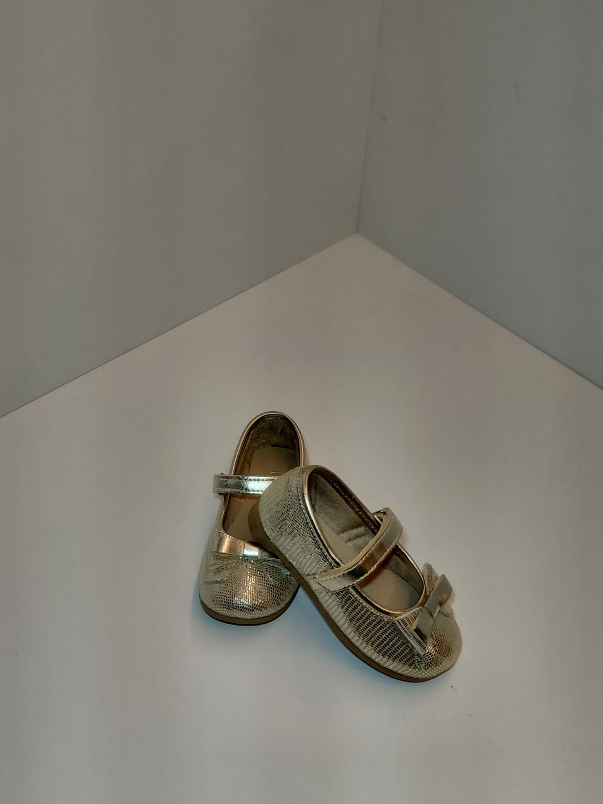 Girls Metallic Mary Jane Flats with Bow