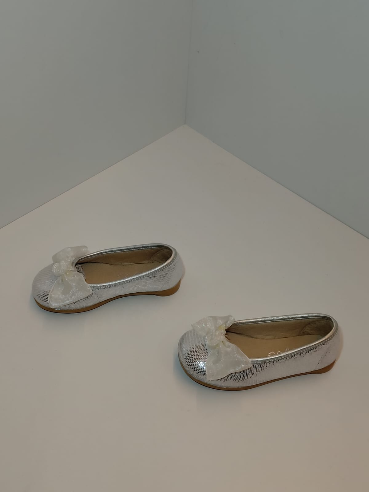 Girls Metallic Ballet Flats with Bow