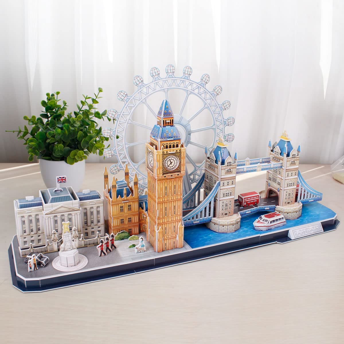 REVELL 3D Puzzle – London Skyline