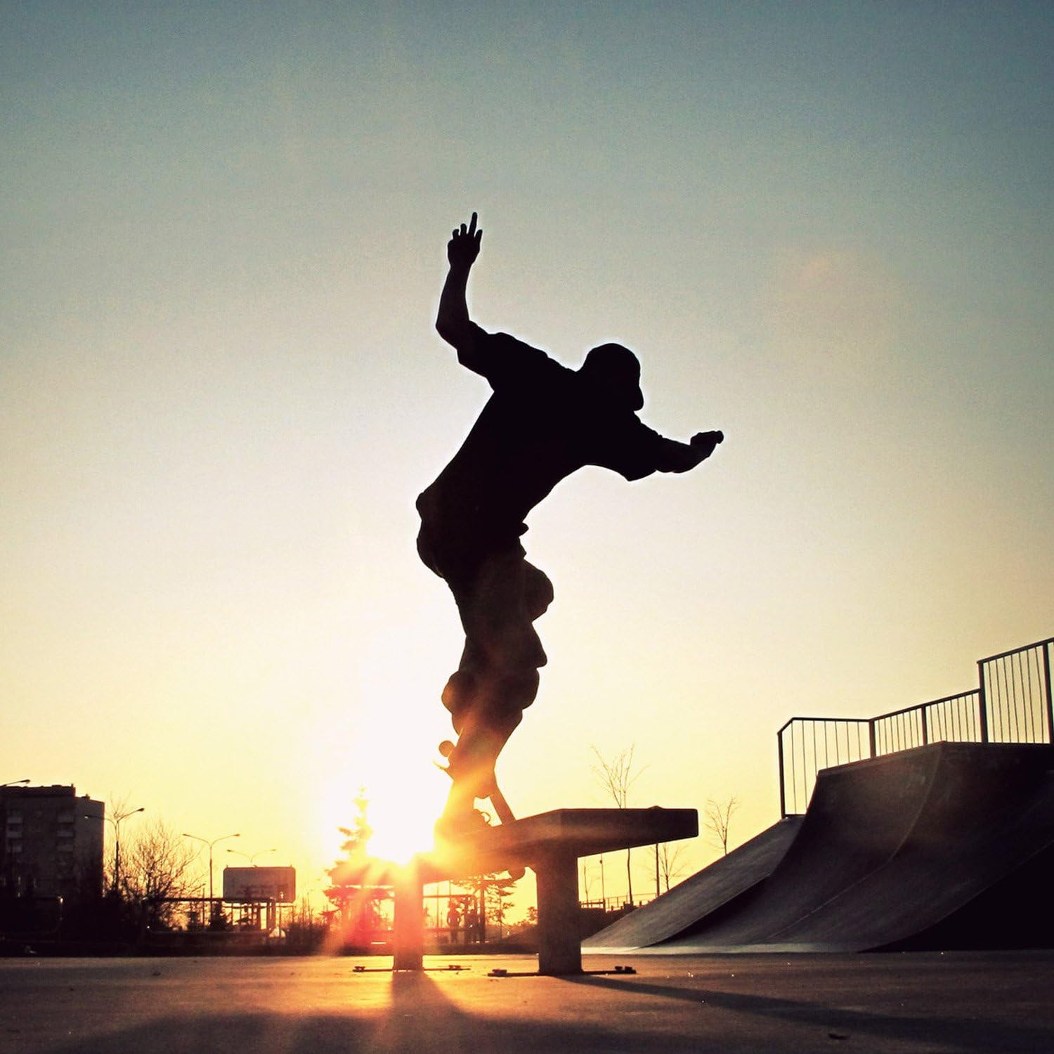 Complete Skateboard Street Style