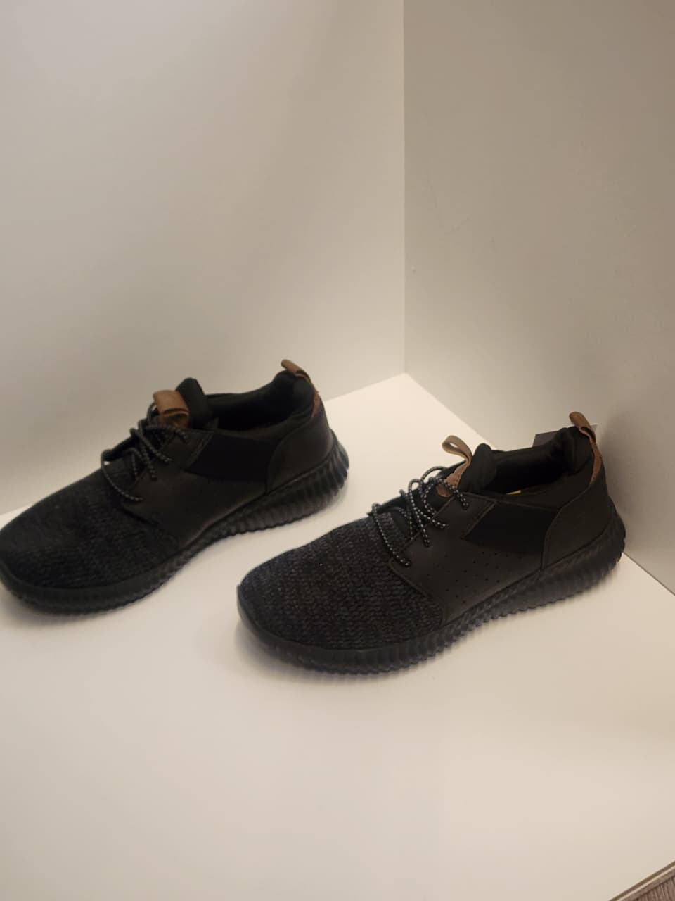 Skechers Delson – Camben