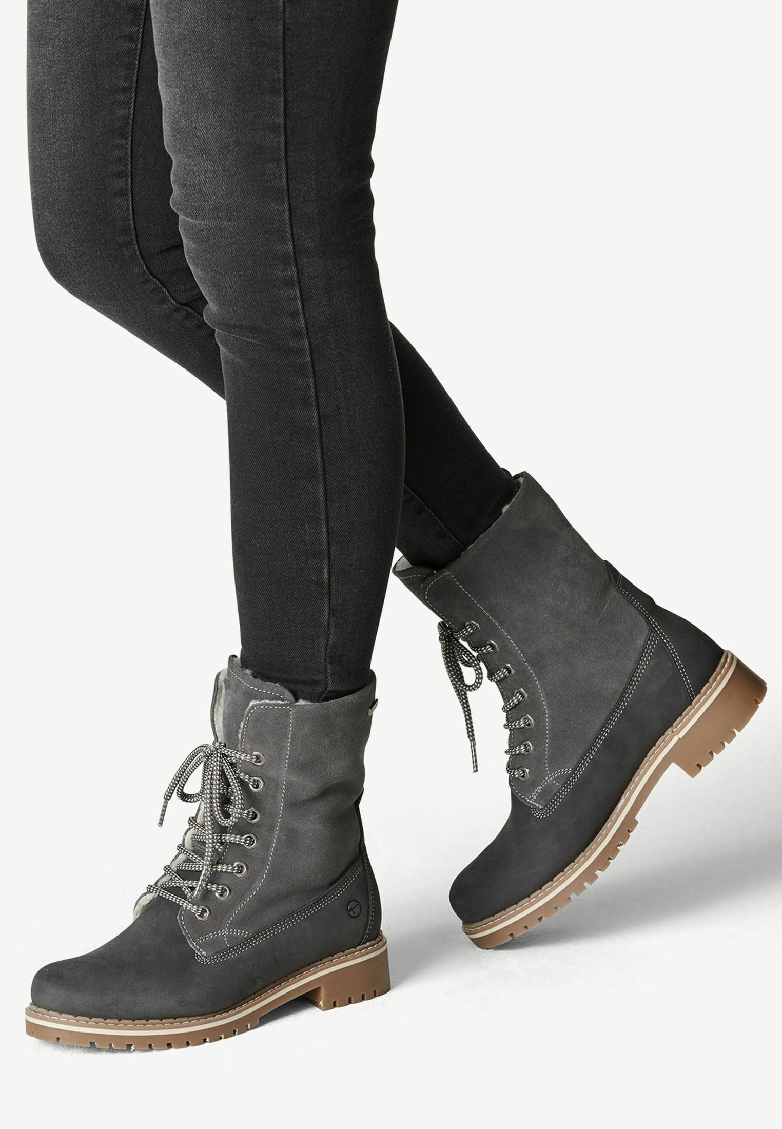 Land Rover Boots