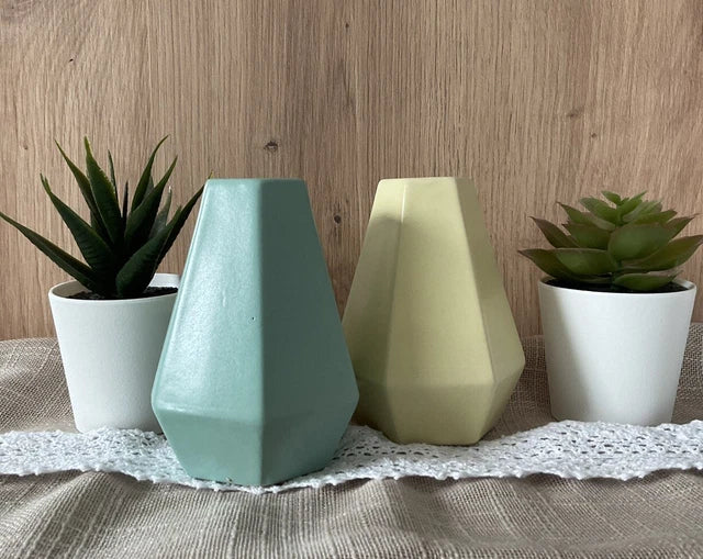 MELINERA Candle Holder – Glazed Ceramic