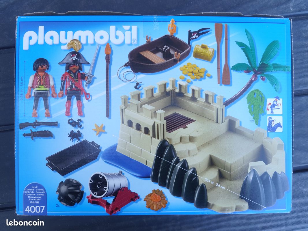 Playmobil Pirate Fort & Treasure Island Set
