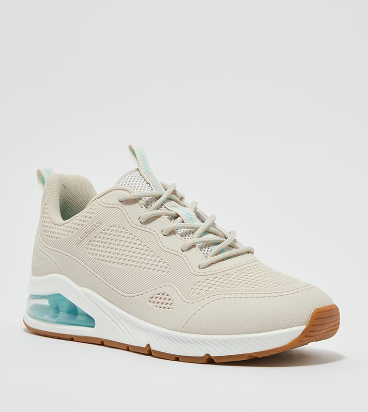 Skechers Uno 2 – Travel Sneakers Off White