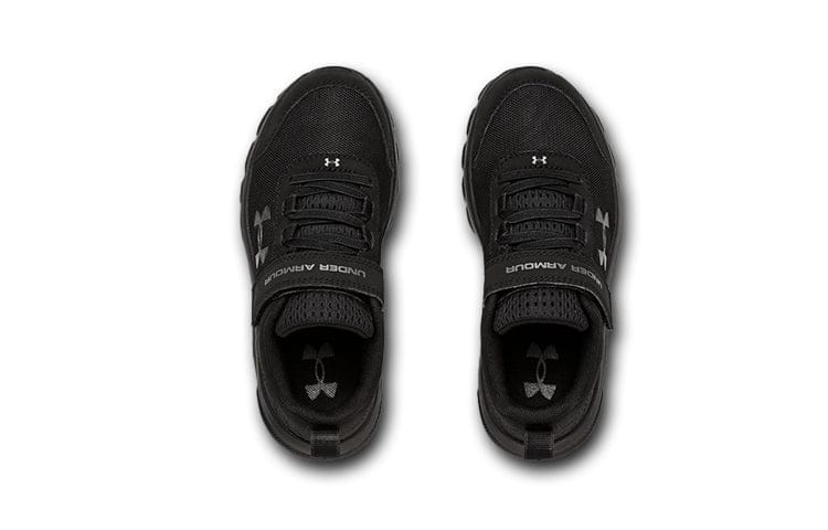Under Armour Assert 8 AC – Black