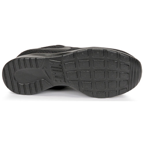 Nike Tanjun
